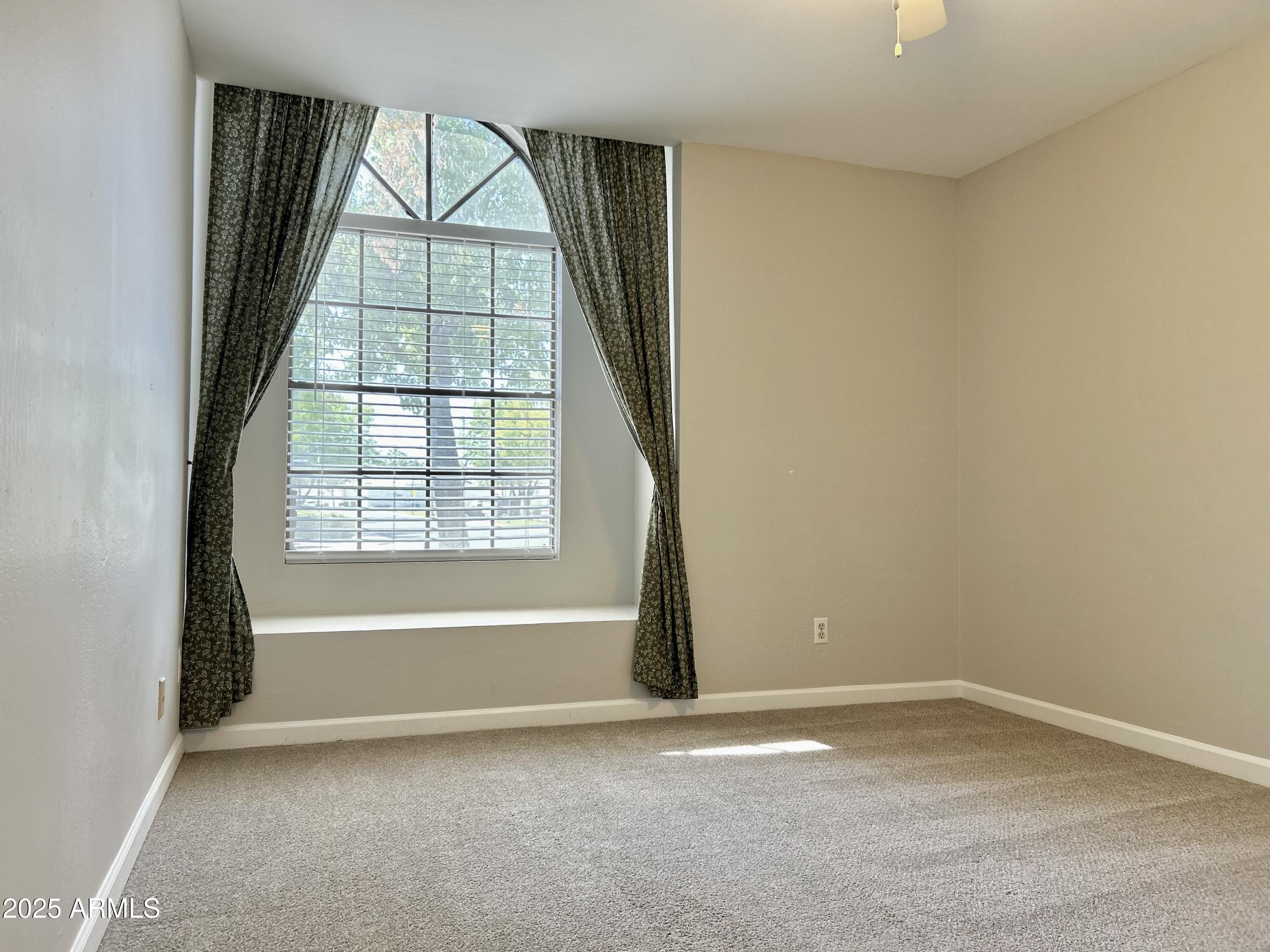 1906 East Sunburst Lane Tempe, AZ 85284 - Photo 18 of 24 IMG_3402