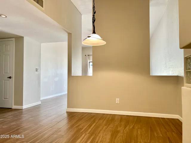 $2,100 | 1906 East Sunburst Lane, Tempe, AZ 85284