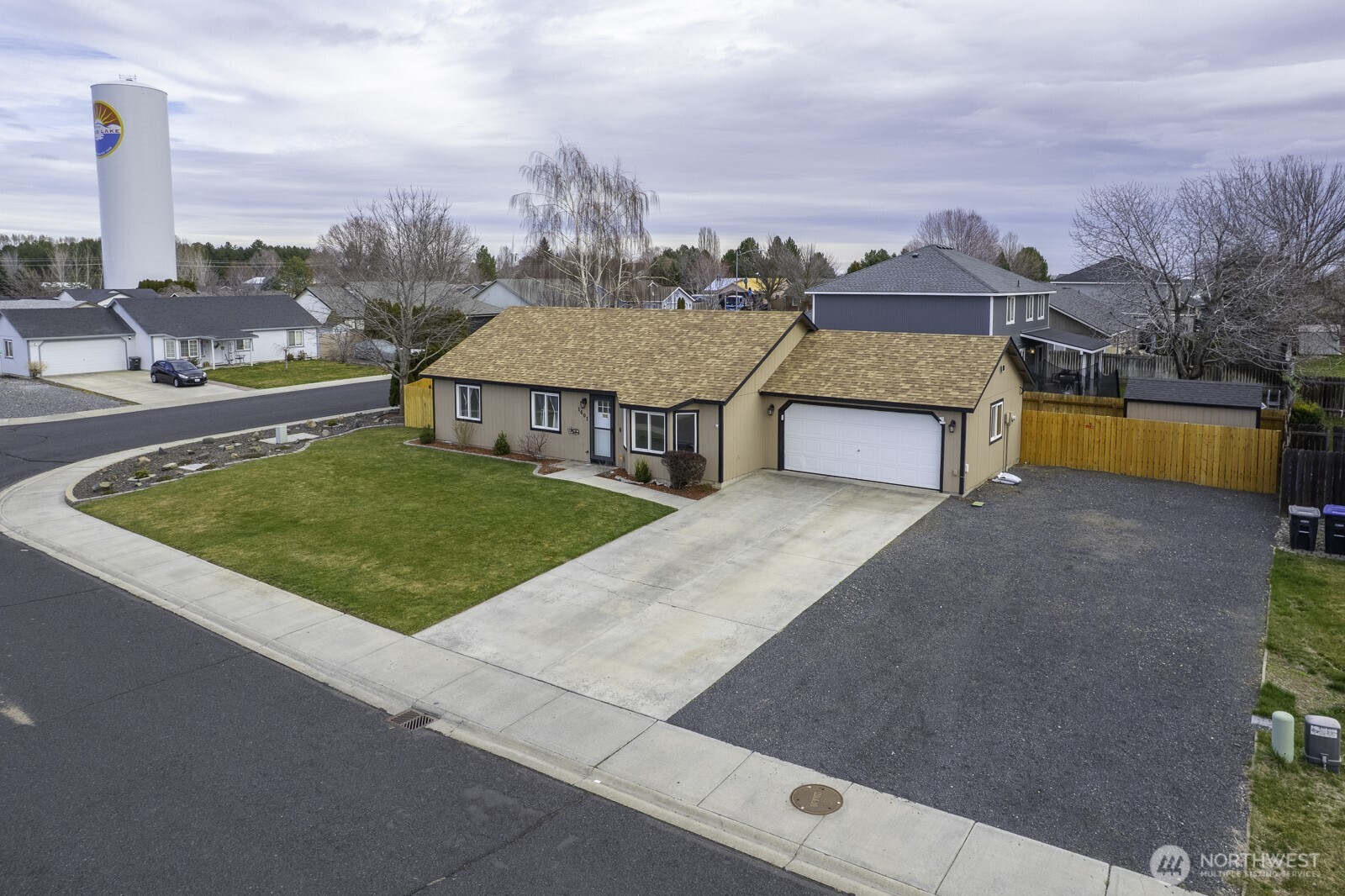 1401 South Hamilton Road Moses Lake, WA 98837 - Photo 3 of 38