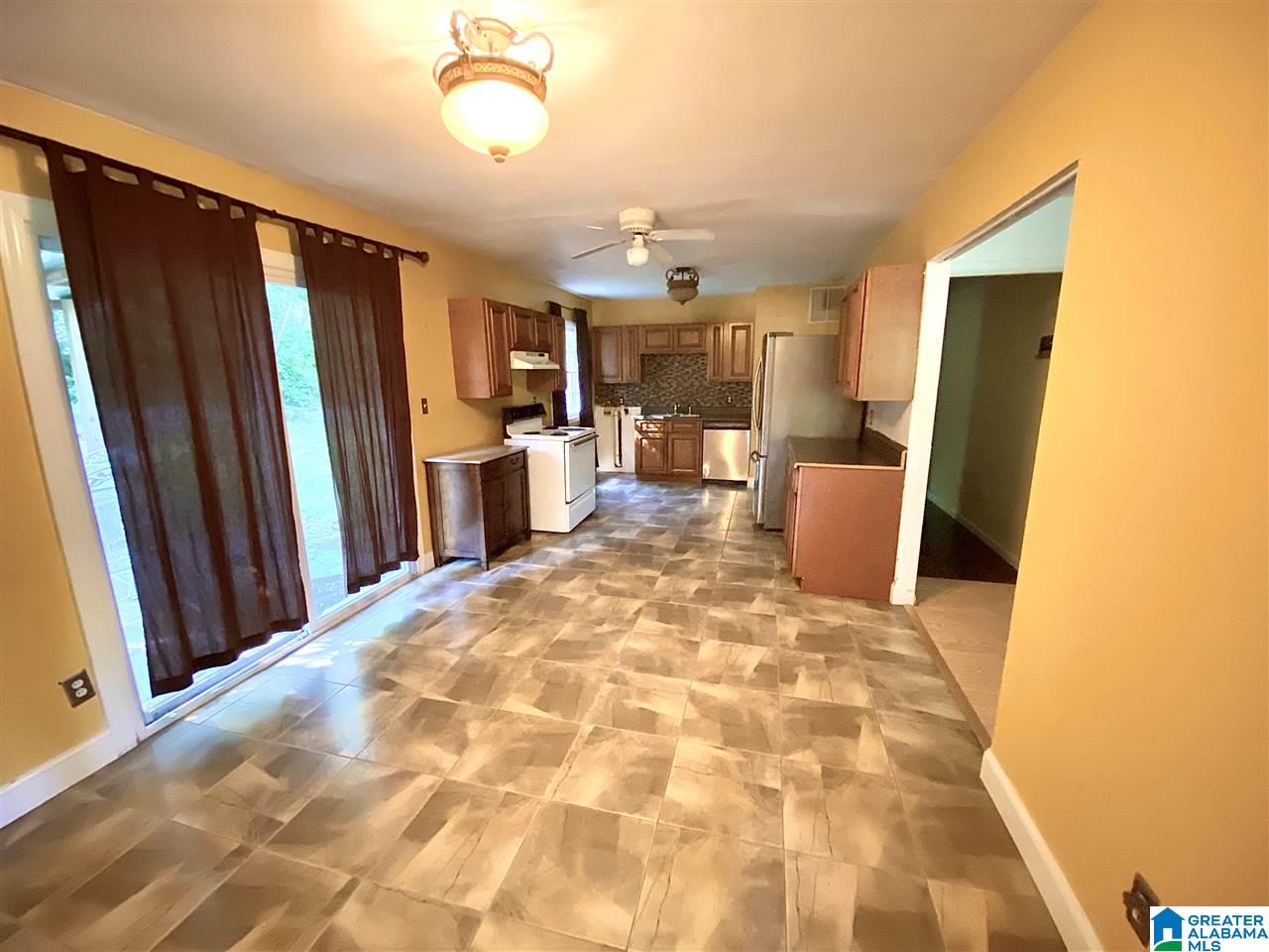 2208 Chapel Hill Road Birmingham, AL 35216 - Photo 5 of 9