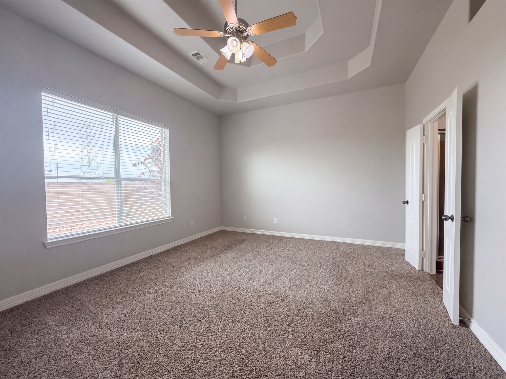 9411 Silver Ridge Drive Rosharon, TX 77583 - Photo 4 of 27 Gallery Image 4