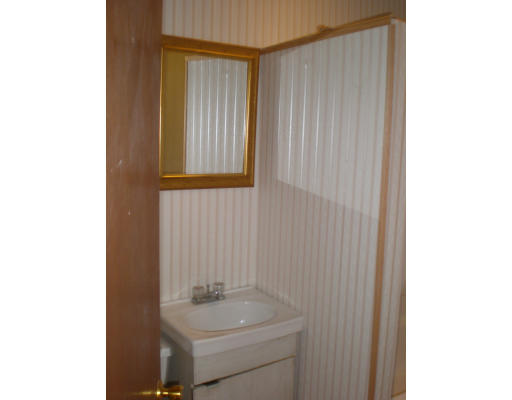 5 Louise Street Worcester, MA 01607 - Photo 13 of 21 Gallery Image 13