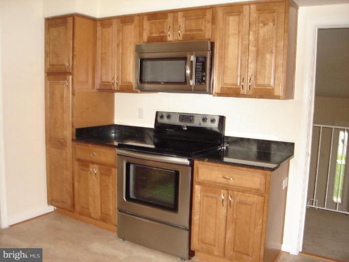 8023 Sunset Path Court Springfield, VA 22153 - Photo 5 of 8 Kitchen #2