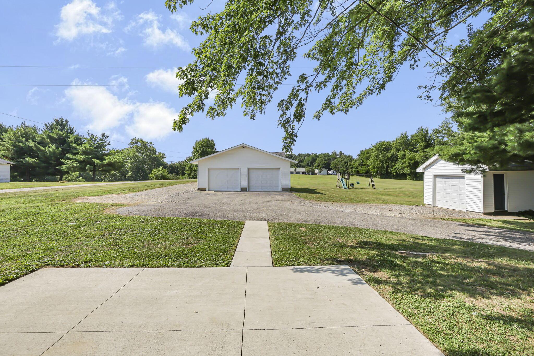 8073 Stout Road Circleville, OH 43113 - Photo 34 of 35 63-web-or-mls-939A4741