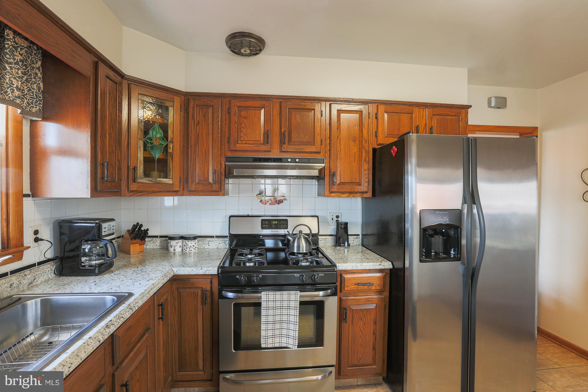 8809 Ashford Road Baltimore, MD 21234 - Photo 9 of 23 Kitchen
