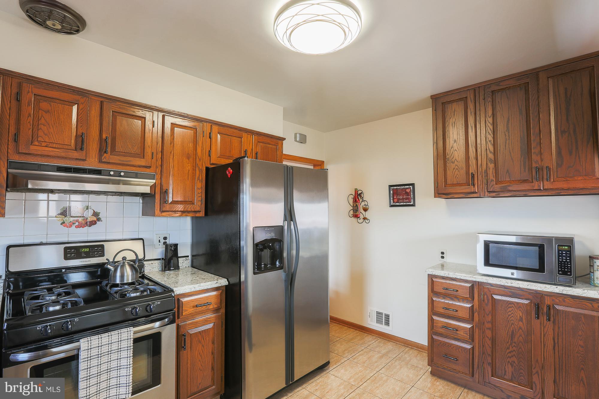 8809 Ashford Road Baltimore, MD 21234 - Photo 10 of 23 Kitchen