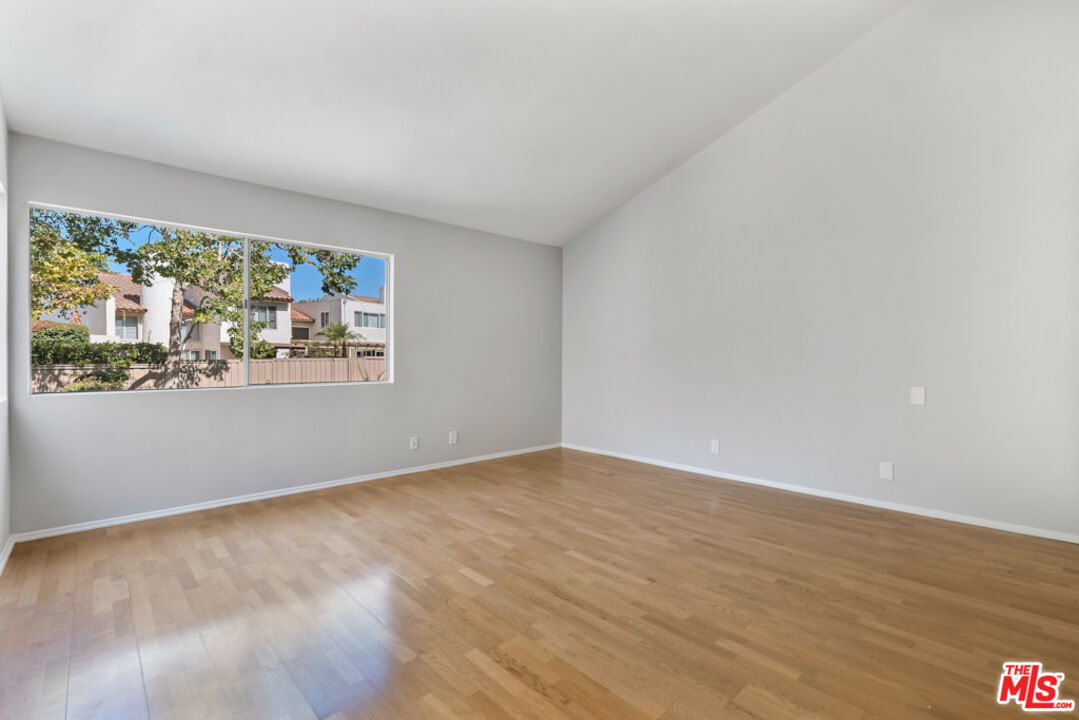 603 Racquet Club Lane Thousand Oaks, CA 91360 - Photo 25 of 40