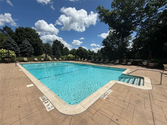 $625,000 | 14 Pritchard Court, Fishkill, NY 12508