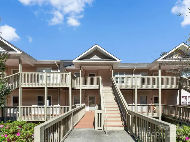 $239,900 | 510 Carrington Place, Arden, NC 28704