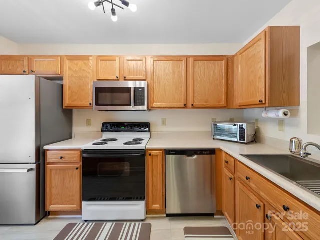 $239,900 | 510 Carrington Place, Arden, NC 28704