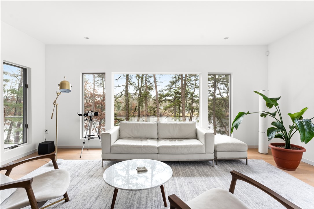 21 Fairview Avenue Hopkinton, RI 02832 - Photo 18 of 50