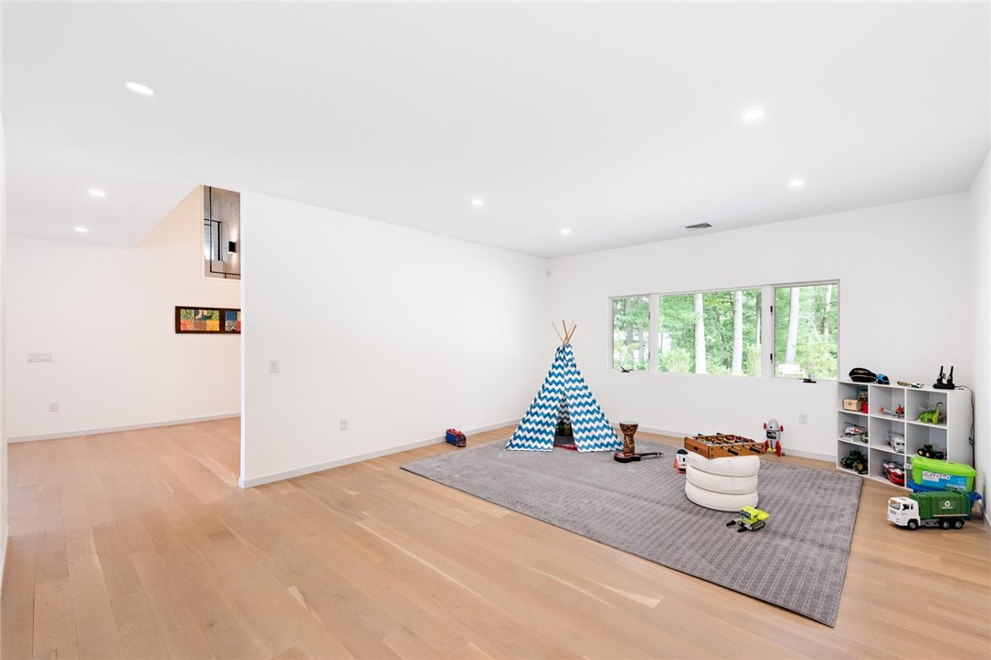 21 Fairview Avenue Hopkinton, RI 02832 - Photo 21 of 50