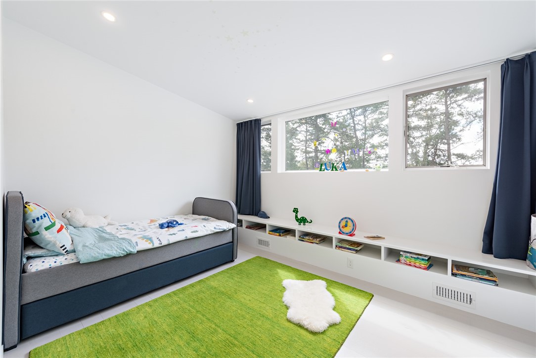 21 Fairview Avenue Hopkinton, RI 02832 - Photo 32 of 50