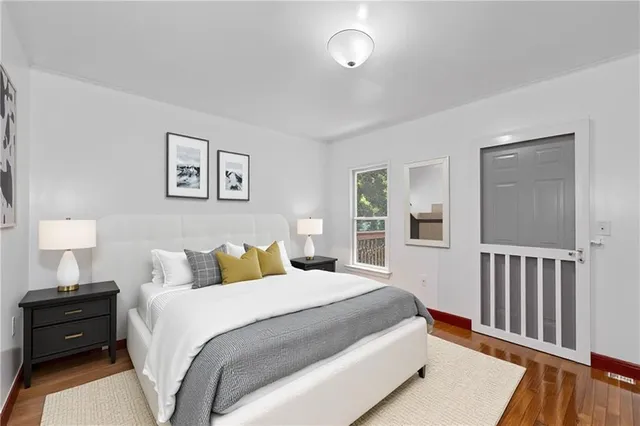 $1,299,900 | 3309 Bethany Bend, Alpharetta, GA 30004