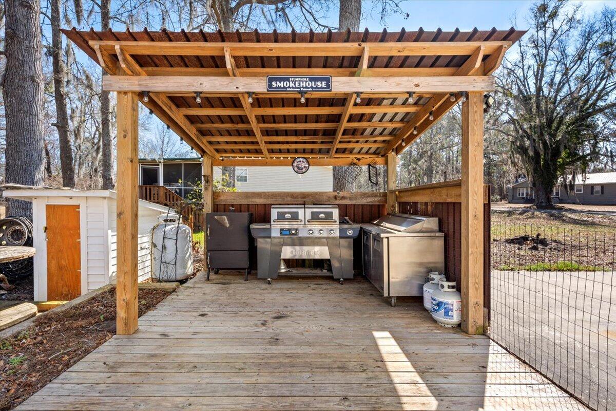 761 Stumphole Road Elloree, SC 29047 - Photo 6 of 30 Cook Shed