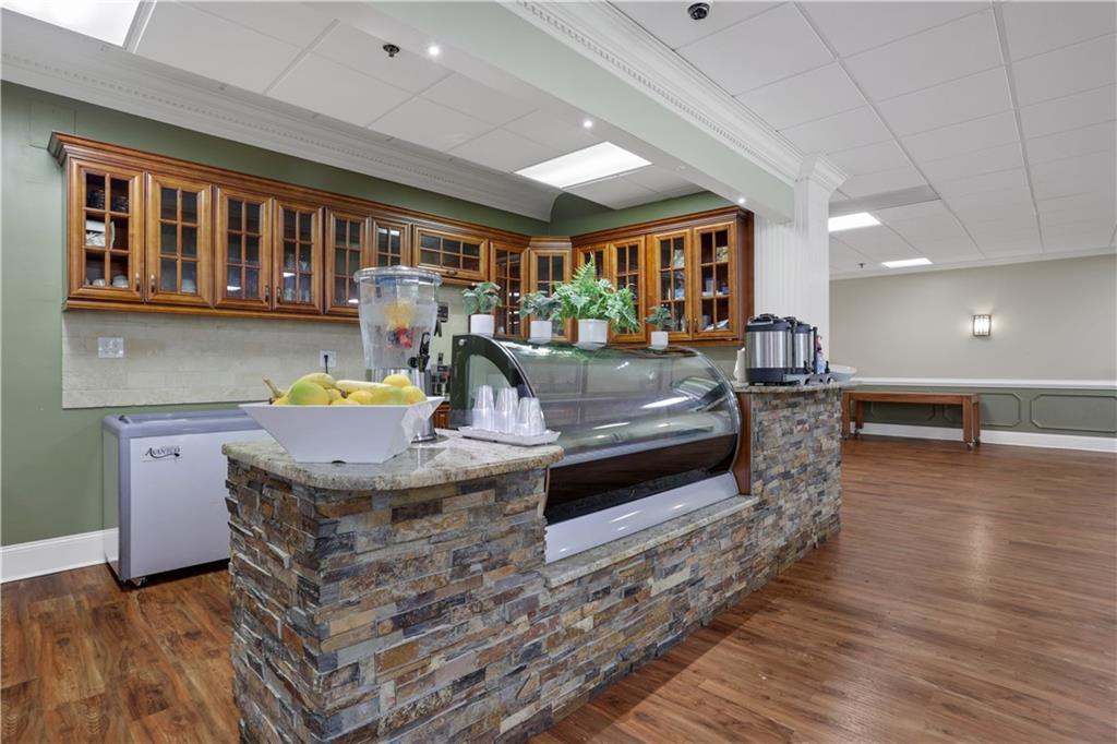 300 Johnson Ferry Road, Unit B1002 Sandy Springs, GA 30328 - Photo 25 of 26 Gallery Image 25