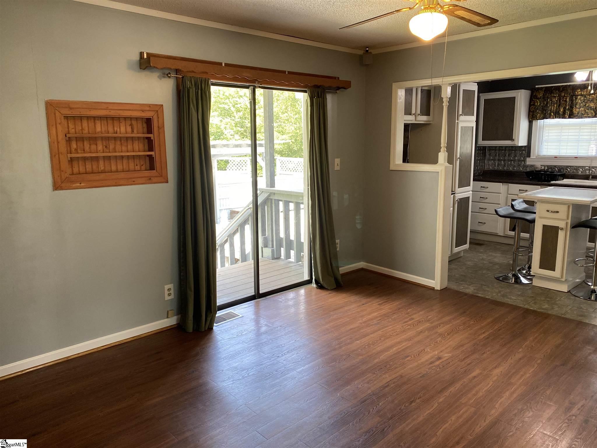212 Agnew Road Greenville, SC 29617 - Photo 4 of 22 Gallery Image 4