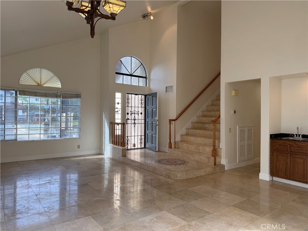 2421 Mangular Avenue Corona, CA 92882 - Photo 10 of 25 Family Room