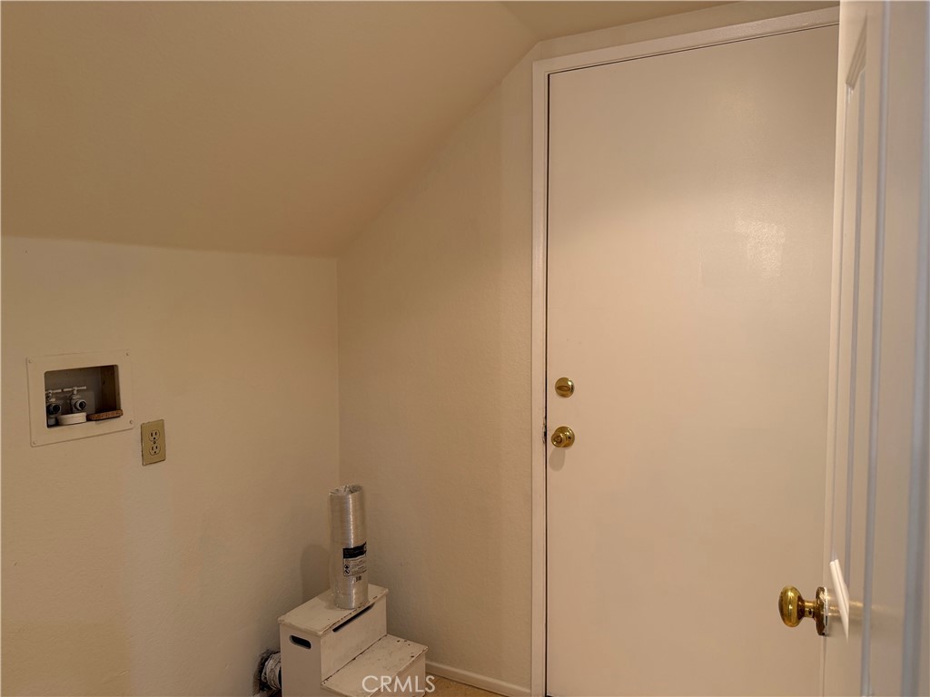 2421 Mangular Avenue Corona, CA 92882 - Photo 13 of 25 Laundry area downstair