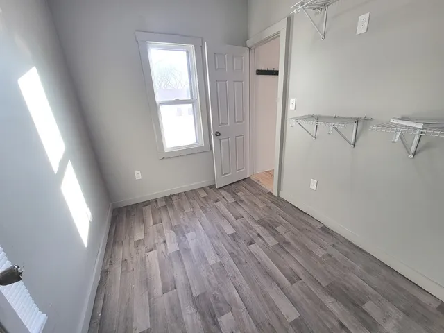 $985 | 533 Deleon Street, Ottawa, IL 61350