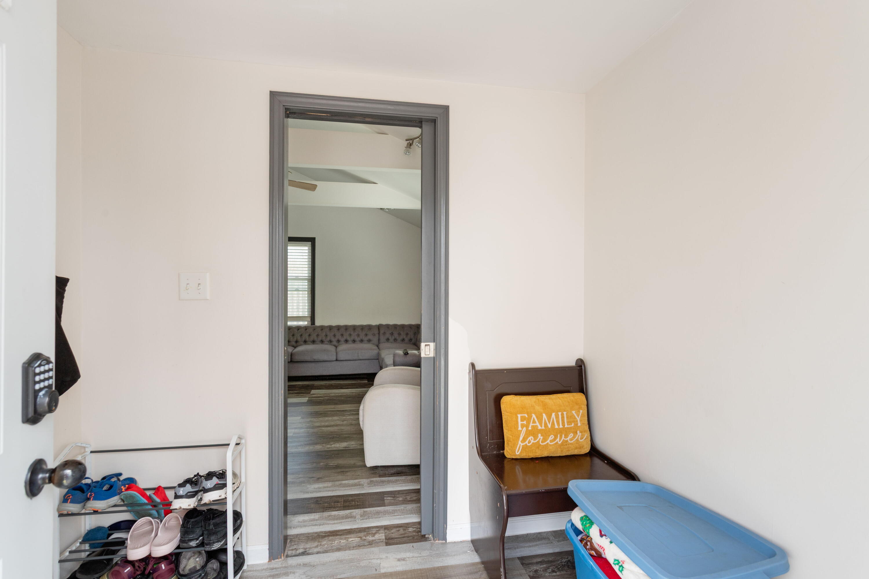 656 South 4th Street Chesterton, IN 46304 - Photo 4 of 22 3000x2000