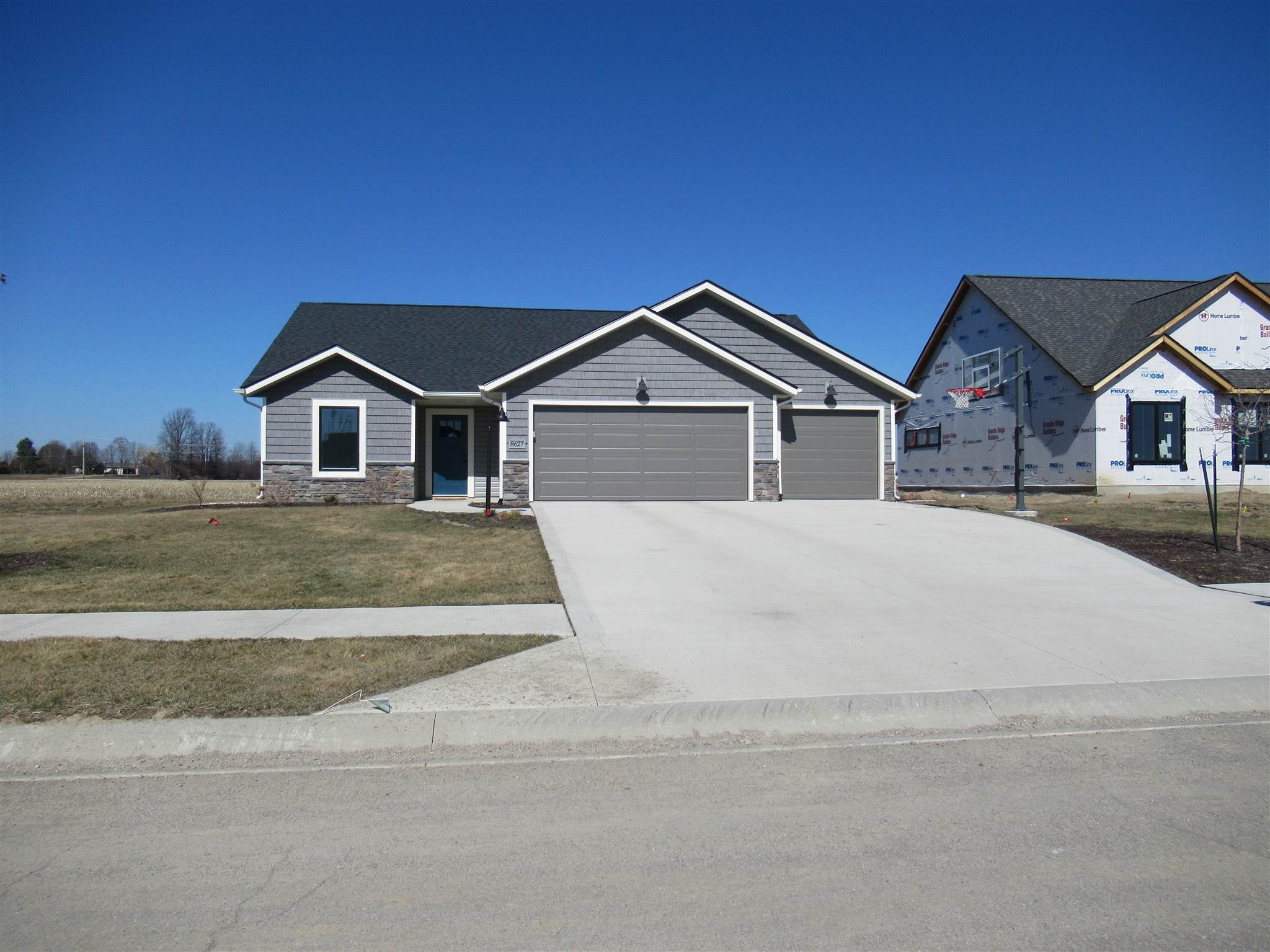 8627 Raceborg Place Fort Wayne, IN 46835 - Photo 3 of 16