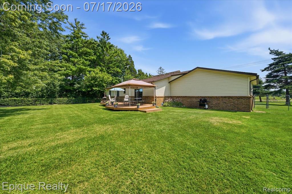 555 East Square Lake Road Troy, MI 48085 - Photo 44 of 48