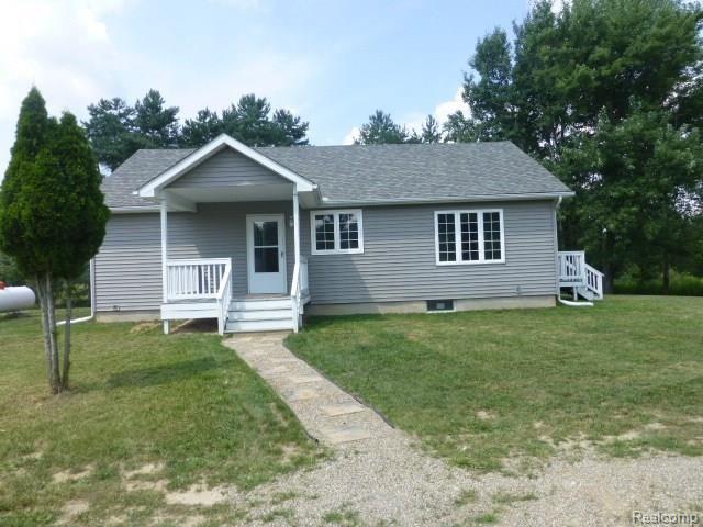 767 West Castle Road Fostoria, MI 48435 - Photo 13 of 48 P1040853.JPG