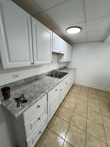 $695,000 | 5700 North Parkside Avenue, Chicago, IL 60646