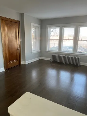 $695,000 | 5700 North Parkside Avenue, Chicago, IL 60646