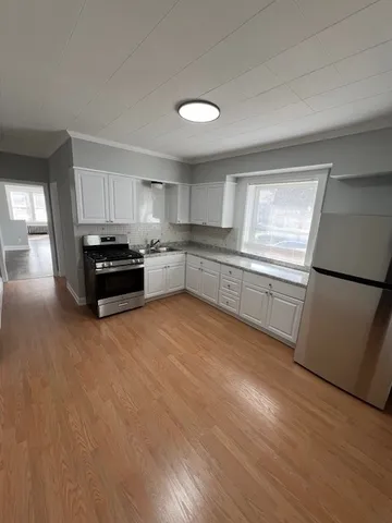 $695,000 | 5700 North Parkside Avenue, Chicago, IL 60646