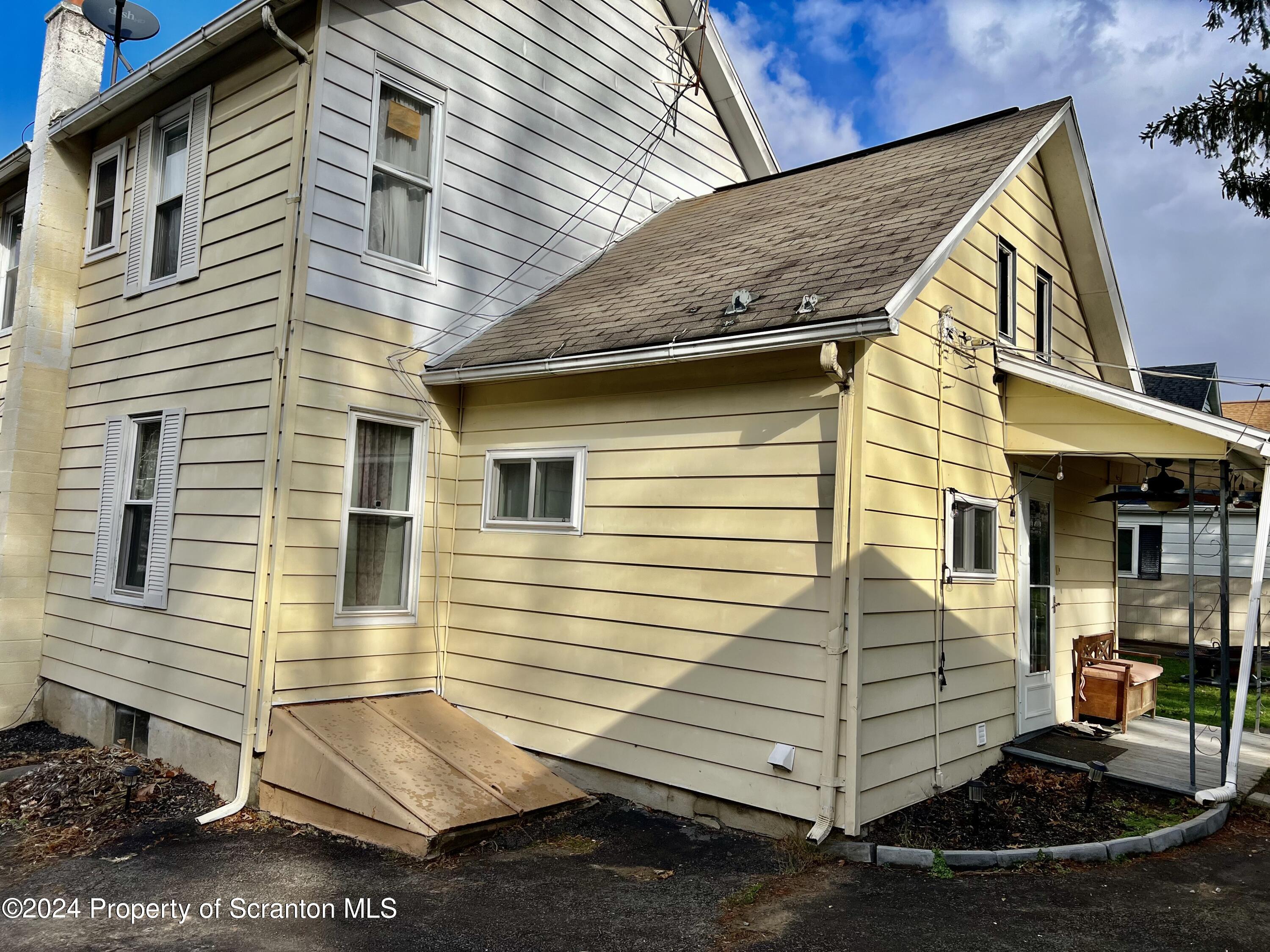 1237 Main Street Pittston, PA 18641 - Photo 40 of 41 Gallery Image 40