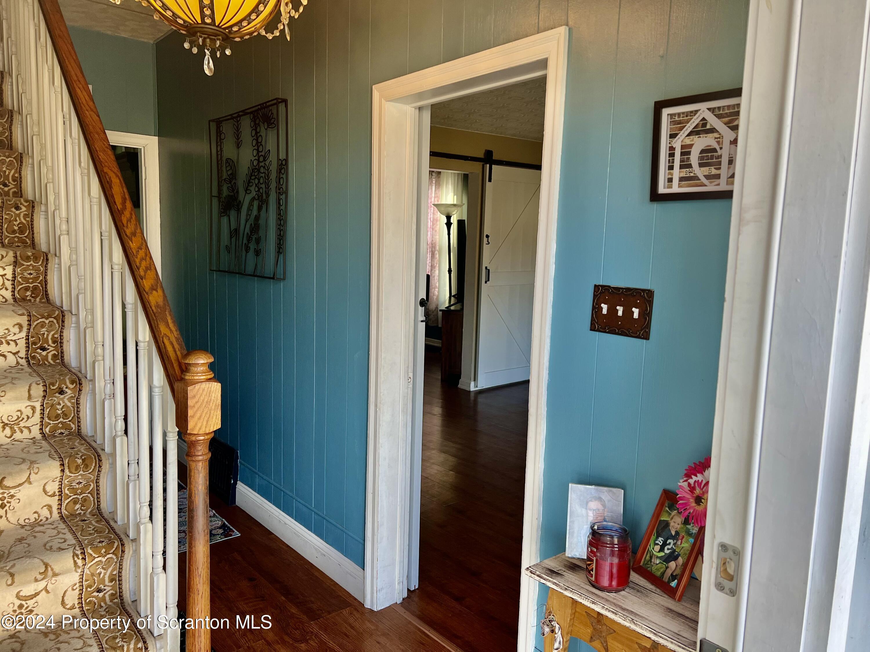 1237 Main Street Pittston, PA 18641 - Photo 4 of 41 Gallery Image 4