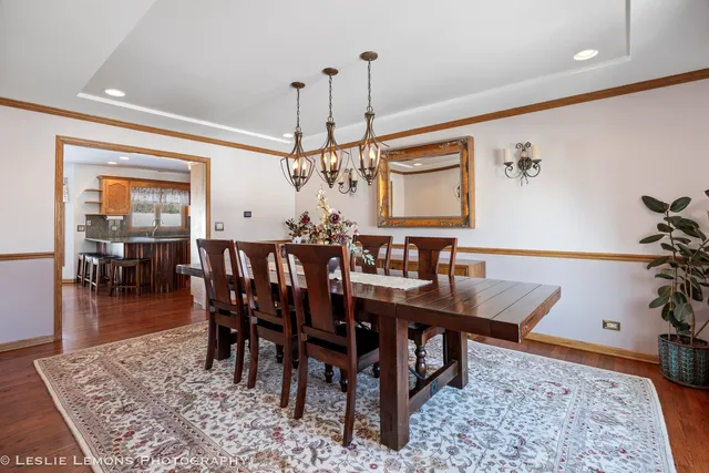 $660,000 | 15022 South Woodcrest Avenue, Homer Glen, IL 60491