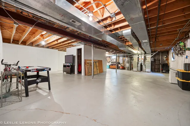 $660,000 | 15022 South Woodcrest Avenue, Homer Glen, IL 60491