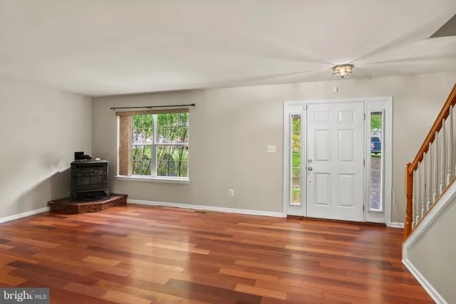 $3,495 | 404 Payne Way, Glen Burnie, MD 21060