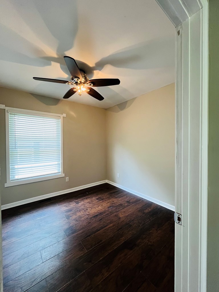 616 Poplar Street West Point, GA 31833 - Photo 7 of 19 Gallery Image 7