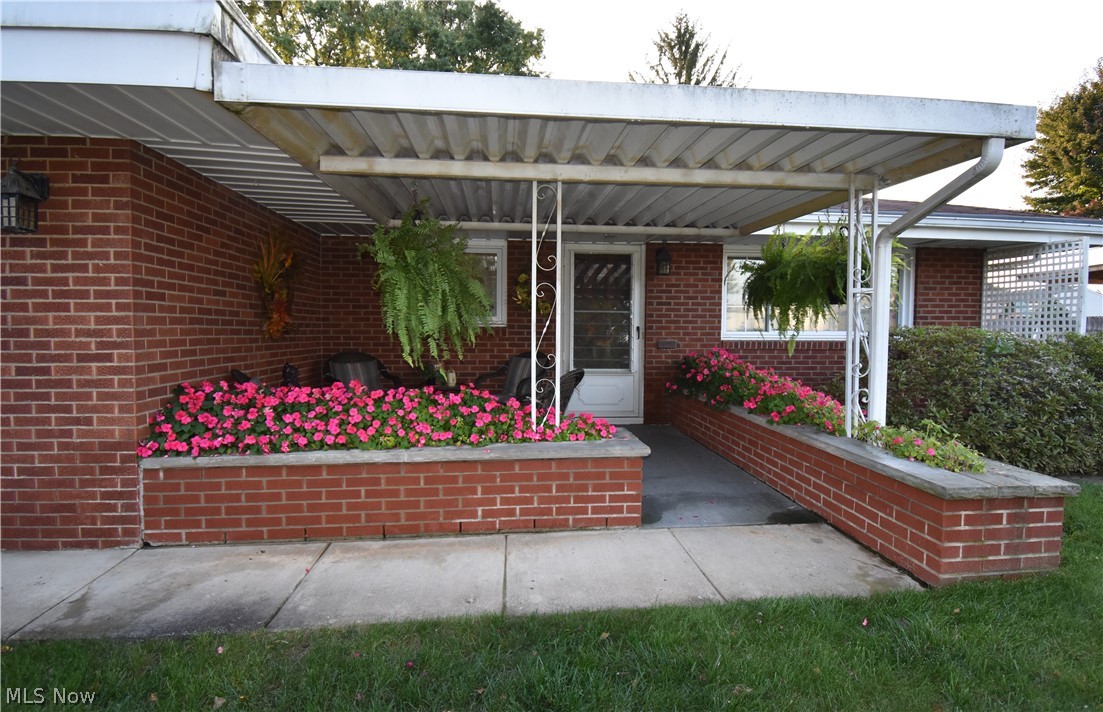 345 Overlook Boulevard Struthers, OH 44471 - Photo 4 of 35 Gallery Image 4