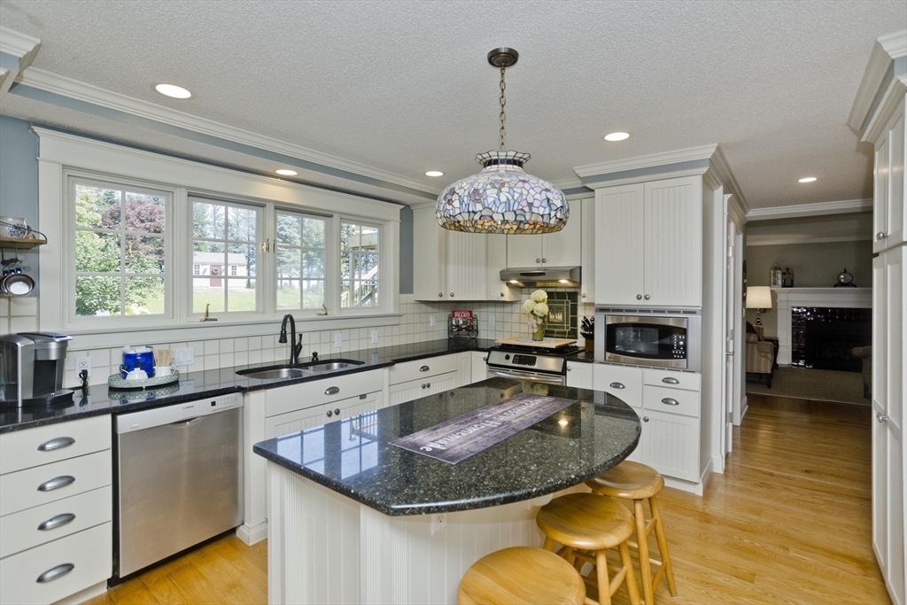 52 Chester Road Blandford, MA 01008 - Photo 5 of 40