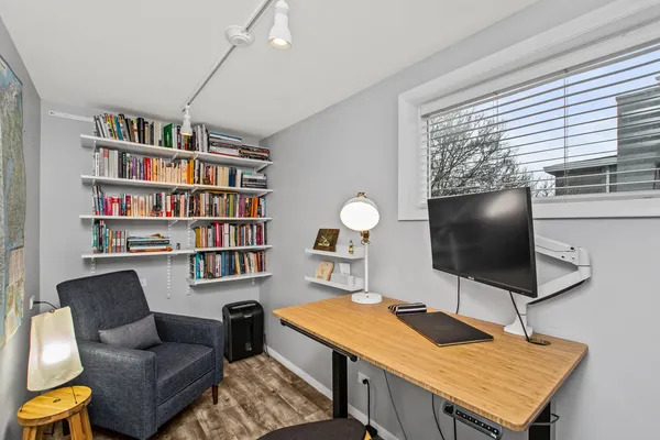 $899,000 | 6323 North Kirkwood Avenue, Chicago, IL 60646