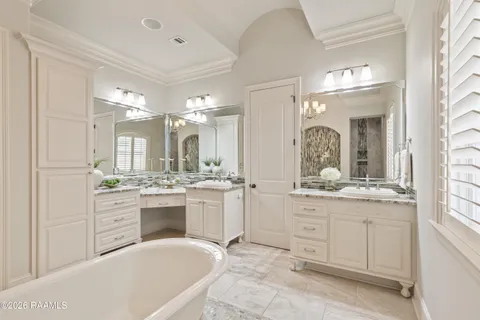 $629,900 | 110 Fernridge Drive, Lafayette, LA 70508