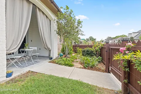 $629,900 | 110 Fernridge Drive, Lafayette, LA 70508