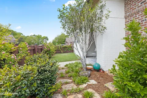 $629,900 | 110 Fernridge Drive, Lafayette, LA 70508