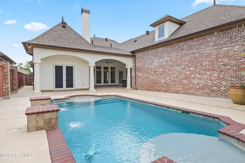 $629,900 | 110 Fernridge Drive, Lafayette, LA 70508