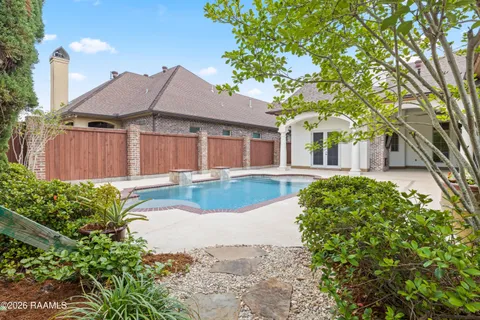 $629,900 | 110 Fernridge Drive, Lafayette, LA 70508