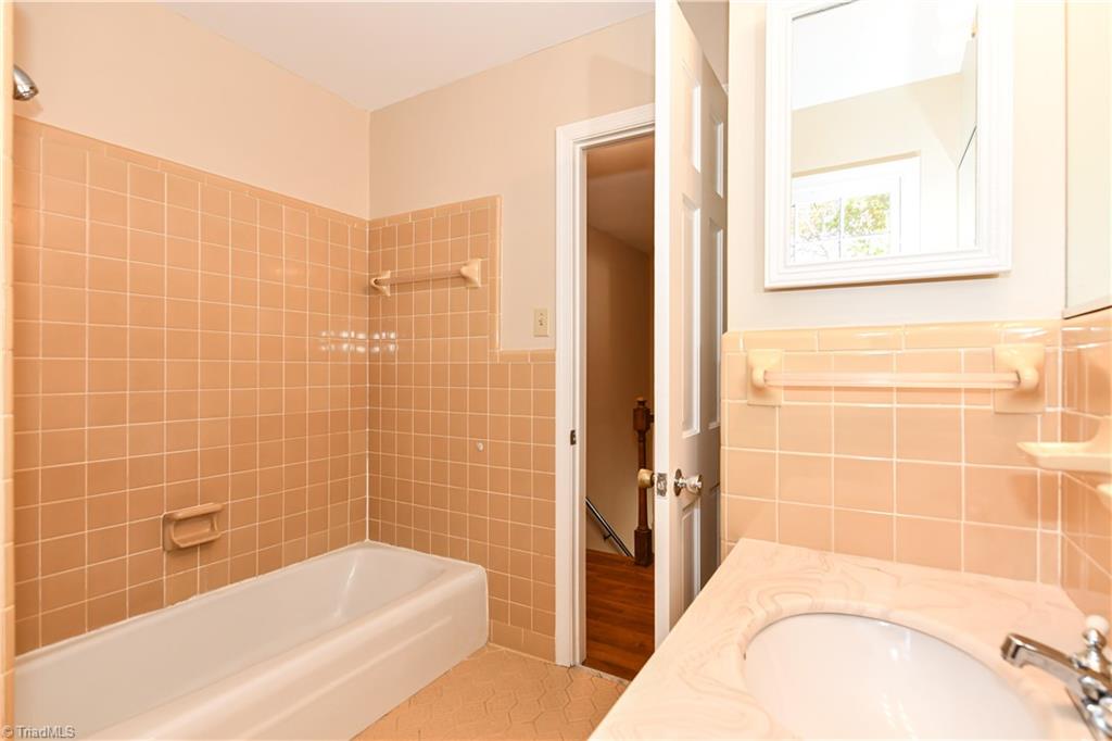 1708 Red Forest Road Greensboro, NC 27410 - Photo 25 of 34 Gallery Image 25