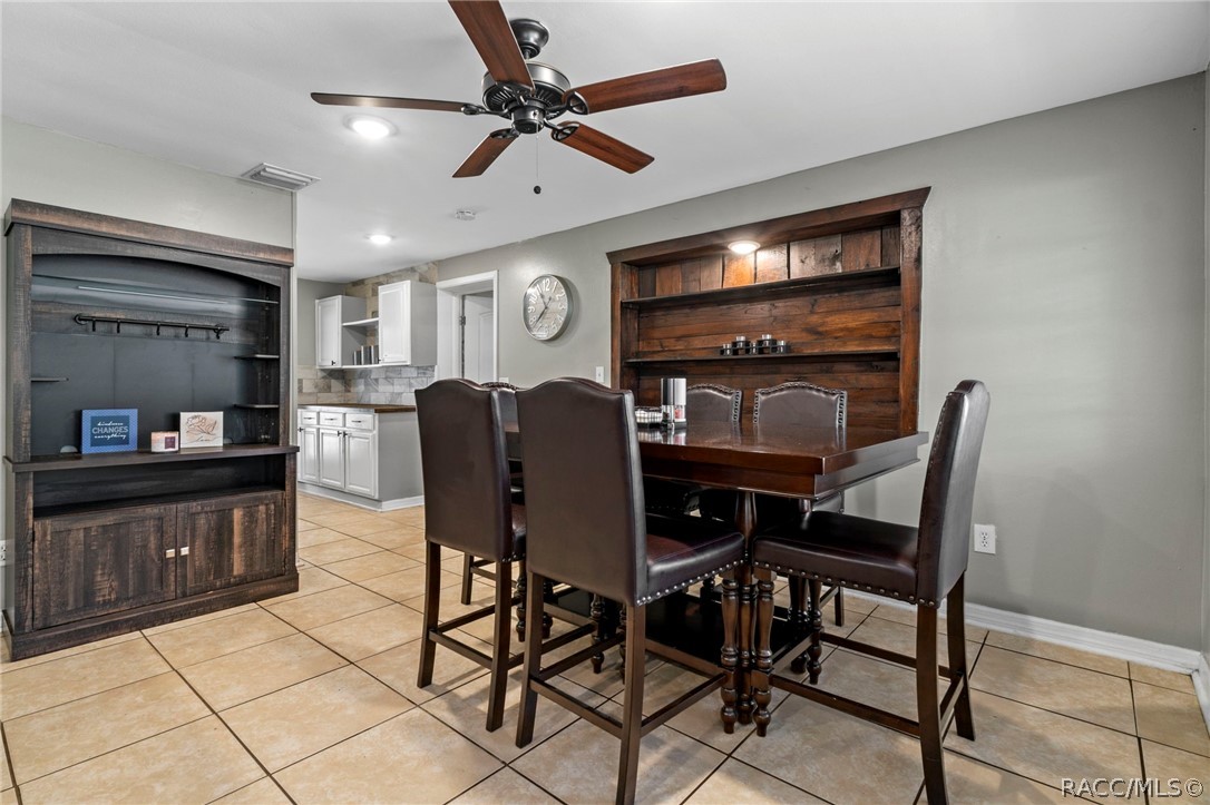 97 Risher Avenue Inglis, FL 34449 - Photo 7 of 37