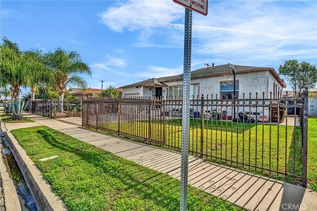 $620,000 | 1410 West School Street, Compton, CA 90220