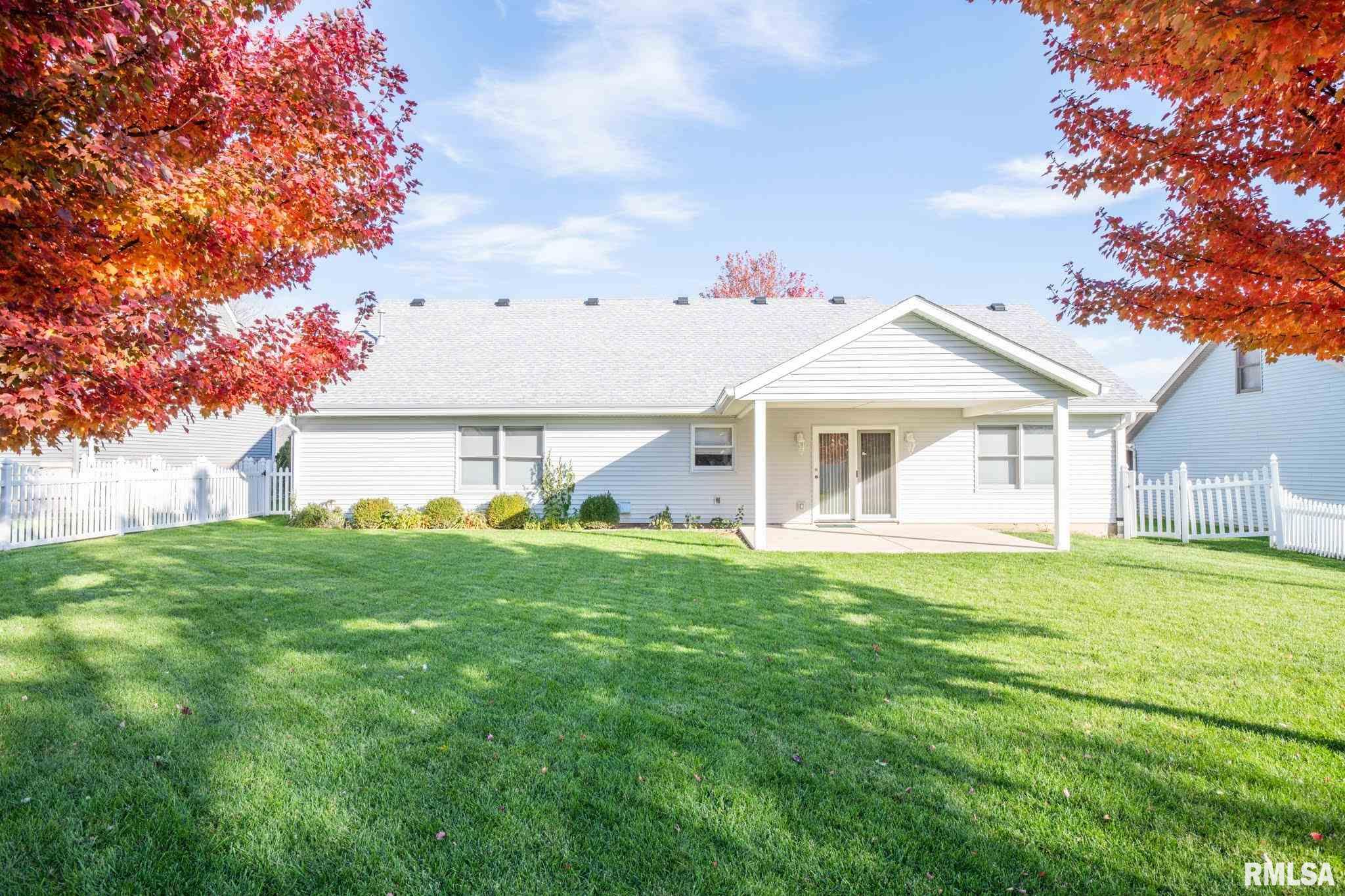 1029 South Johanson Road Peoria, IL 61607 - Photo 8 of 50