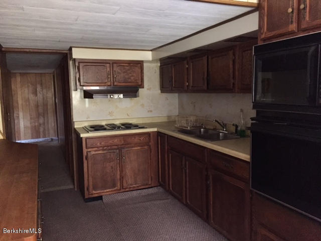 233 East Road Adams, MA 01220 - Photo 3 of 25 Kitchen